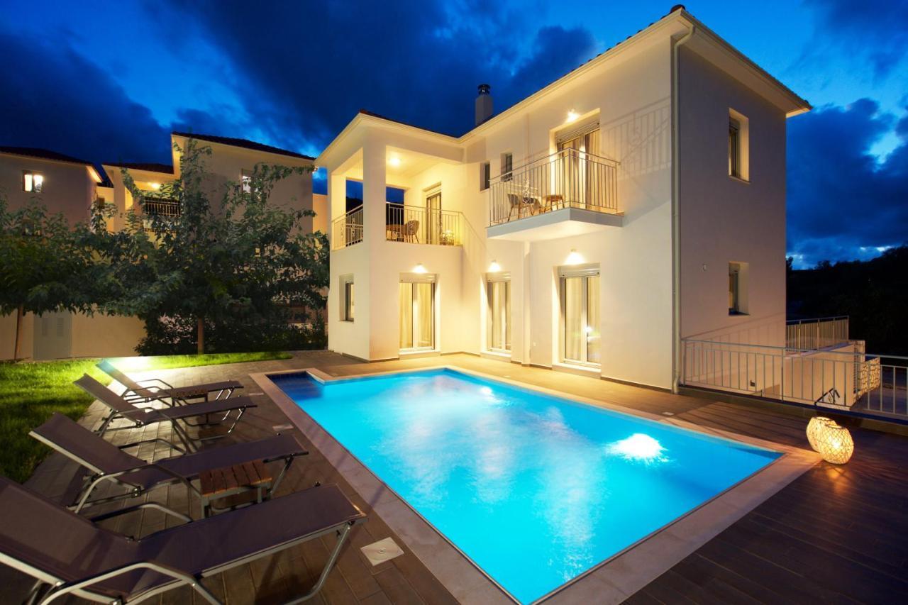 Amarianos Villas Agia Efimia Exterior photo