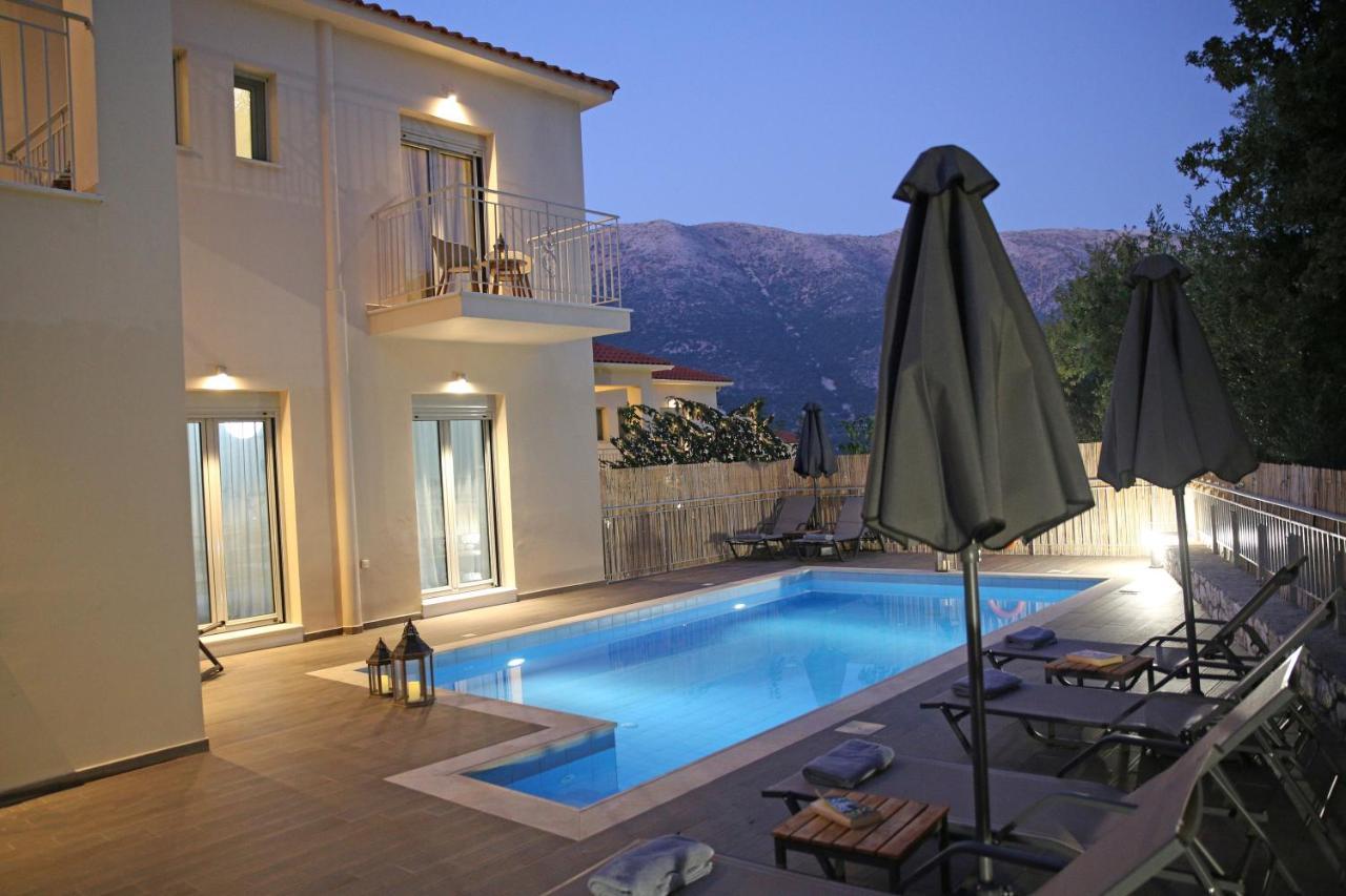 Amarianos Villas Agia Efimia Exterior photo