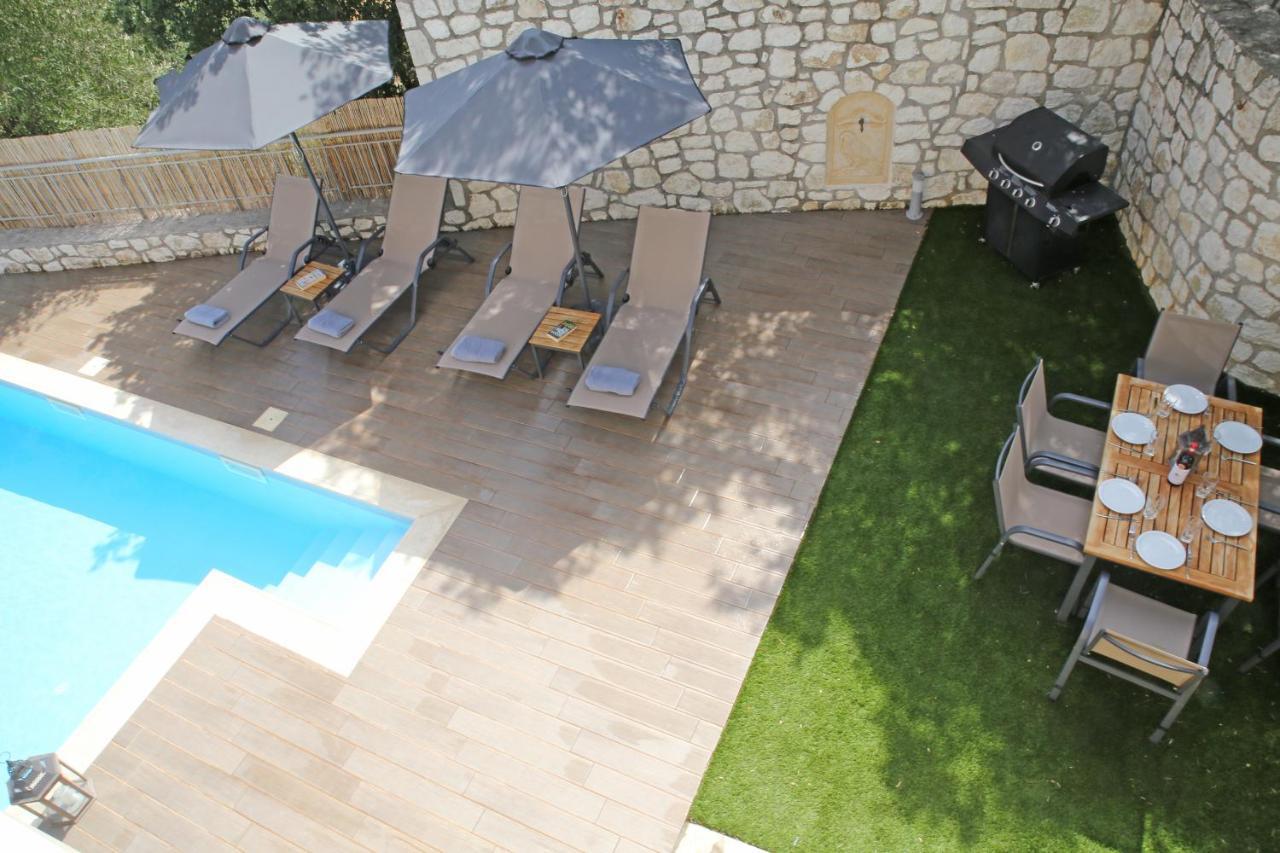 Amarianos Villas Agia Efimia Exterior photo