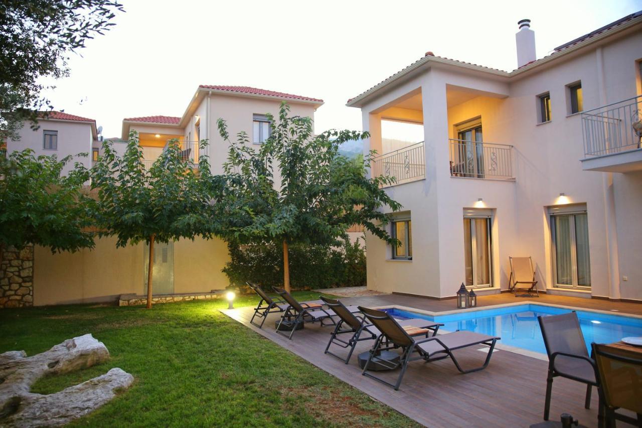 Amarianos Villas Agia Efimia Exterior photo